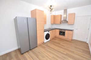 Fitted Kitchen pic2- click for photo gallery